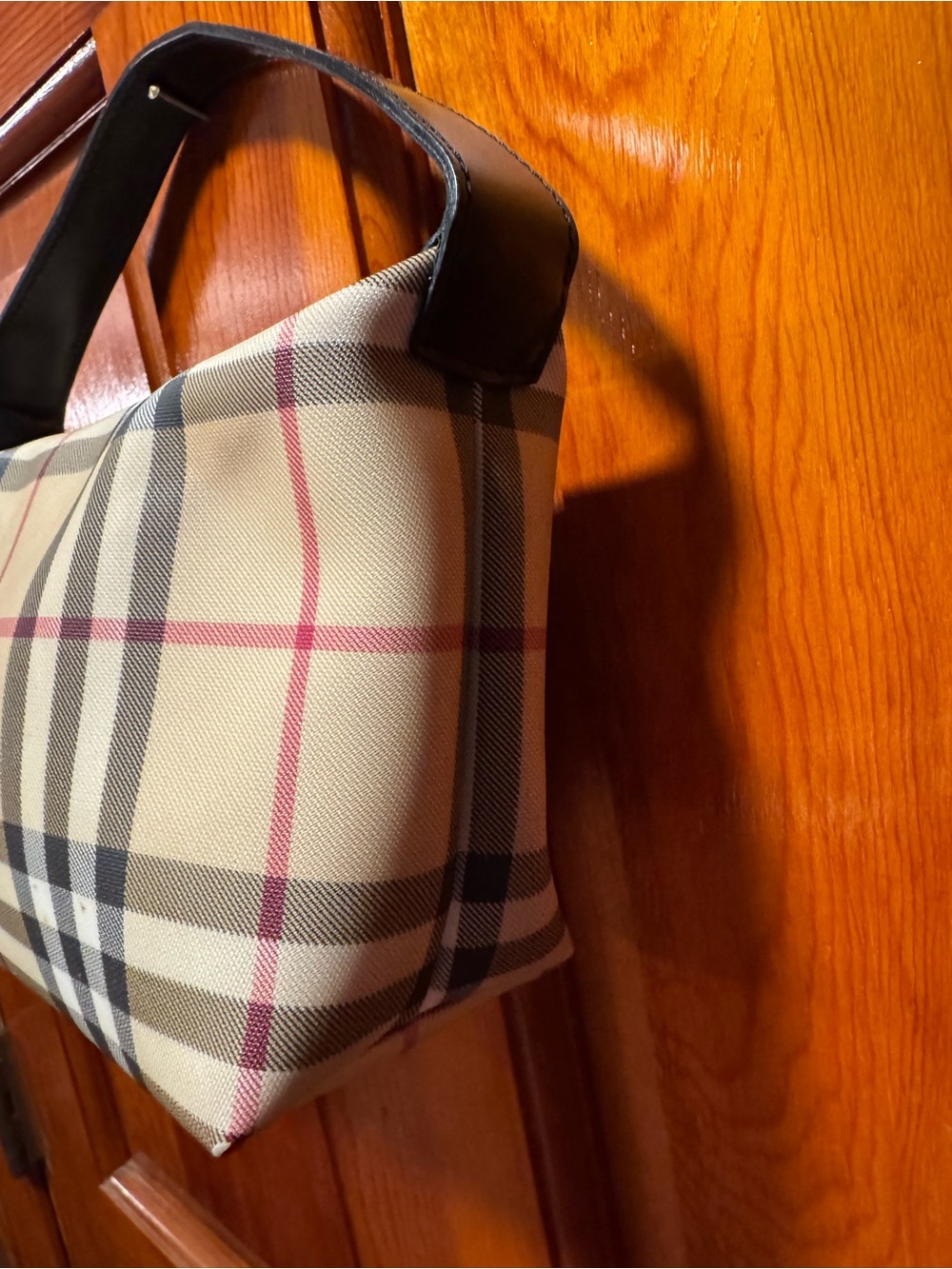 Burberry Beige Plaid Mini Shoulder Bag with Black Handle - Picture 2 of 9